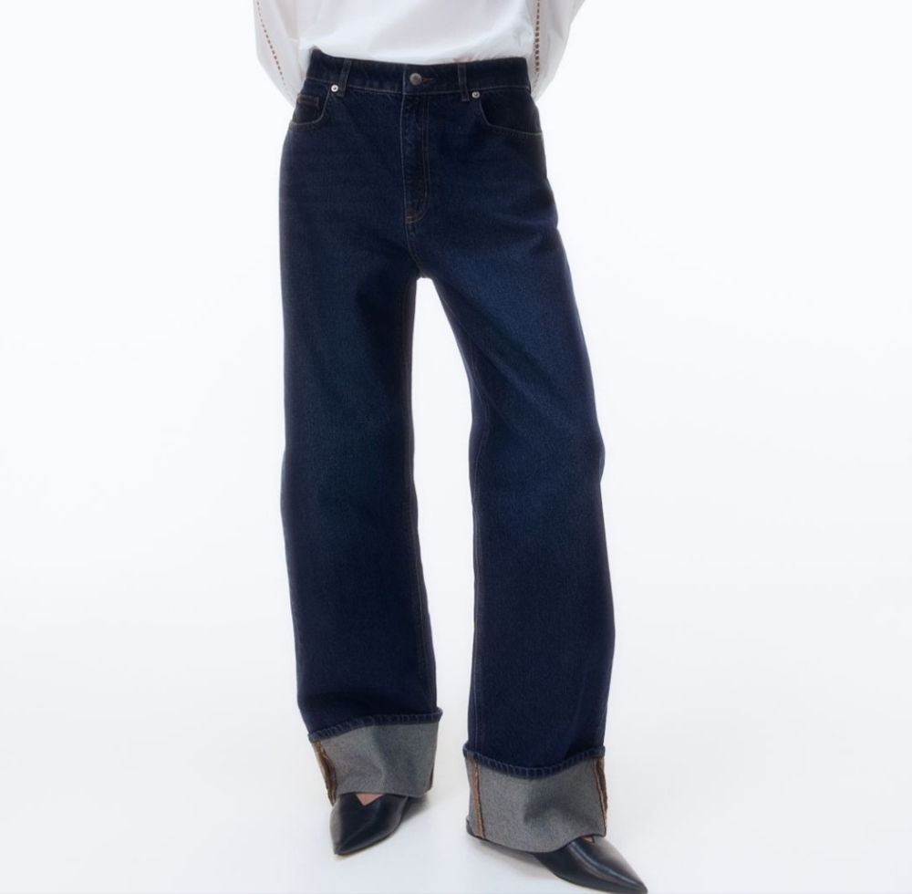 STRAIGHT-CUT FOLDOVER-CUFF JEANS